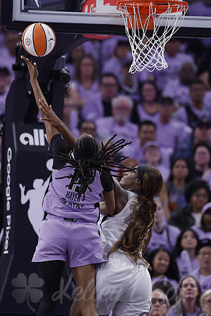 WNBA: Playoffs-Las Vegas Aces at Golden State Valkyries