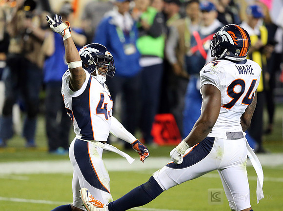 NFL: Super Bowl 50-Carolina Panthers vs Denver Broncos