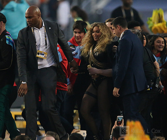 NFL: Super Bowl 50-Carolina Panthers vs Denver Broncos