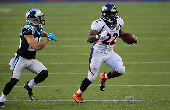 NFL: Super Bowl 50-Carolina Panthers vs Denver Broncos
