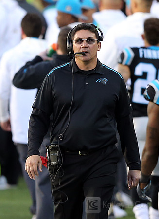 NFL: Super Bowl 50-Carolina Panthers vs Denver Broncos