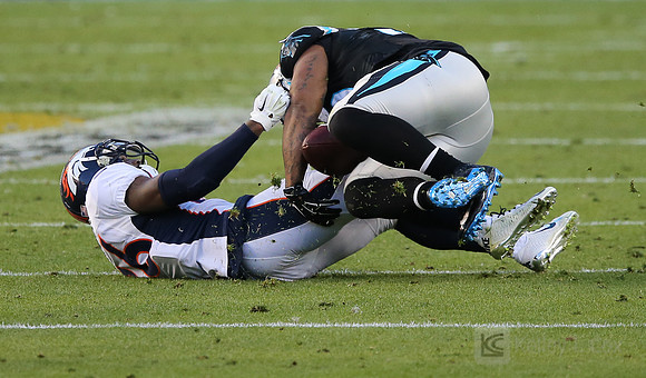NFL: Super Bowl 50-Carolina Panthers vs Denver Broncos