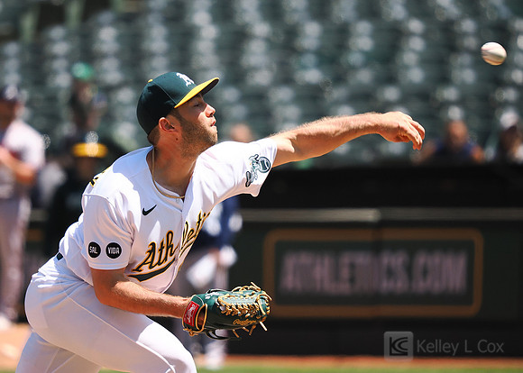 MLB: Atlanta Braves at Oakland Athletics