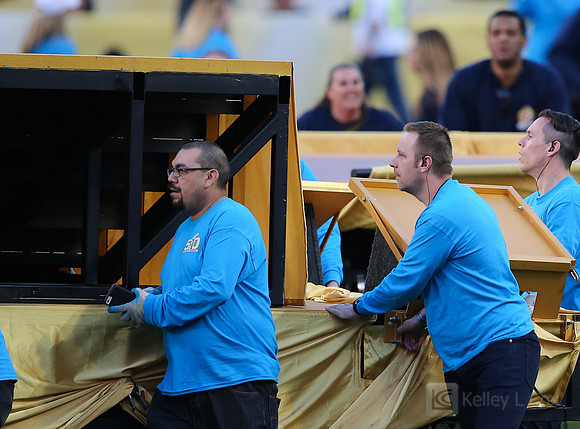 NFL: Super Bowl 50-Carolina Panthers vs Denver Broncos