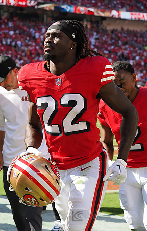 NFL: Arizona Cardinals at San Francisco 49ers