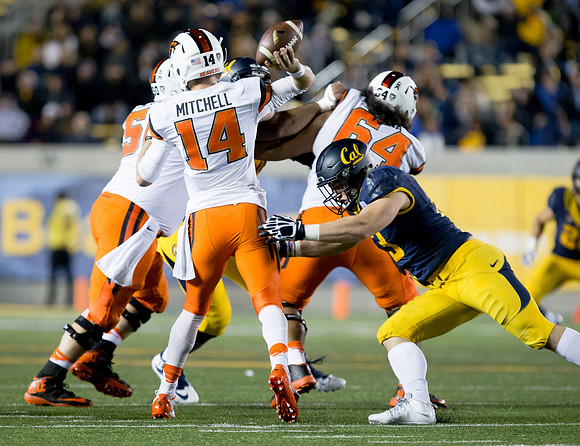 NCAA Football: Oregon State at California