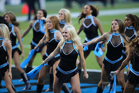 NFL: Super Bowl 50-Carolina Panthers vs Denver Broncos