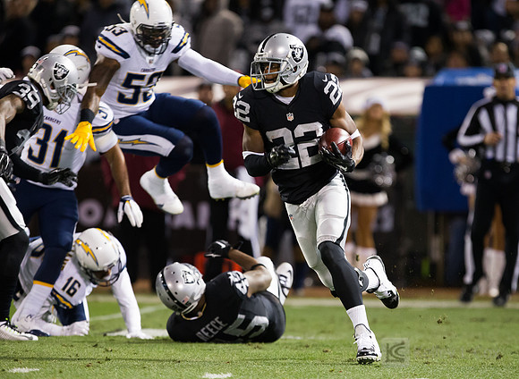 NFL: San Diego Chargers at Oakland Raiders