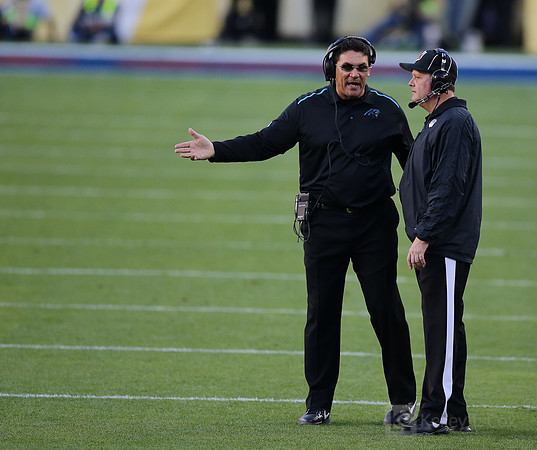NFL: Super Bowl 50-Carolina Panthers vs Denver Broncos