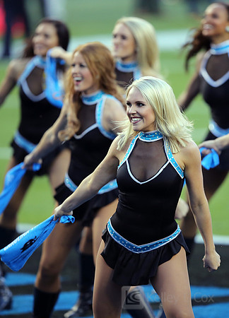 NFL: Super Bowl 50-Carolina Panthers vs Denver Broncos