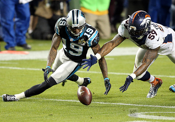 NFL: Super Bowl 50-Carolina Panthers vs Denver Broncos