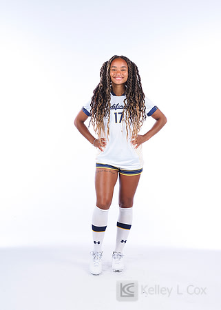 Anysa Gray (17)