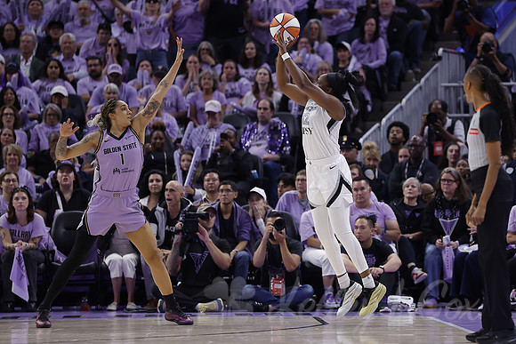 WNBA: Playoffs-Las Vegas Aces at Golden State Valkyries