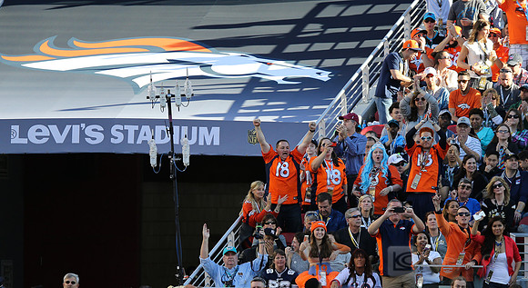NFL: Super Bowl 50-Carolina Panthers vs Denver Broncos
