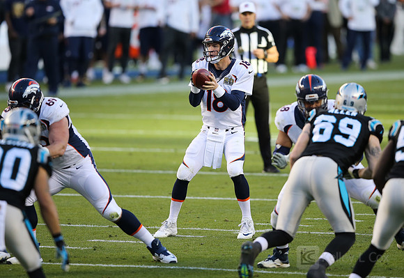 NFL: Super Bowl 50-Carolina Panthers vs Denver Broncos