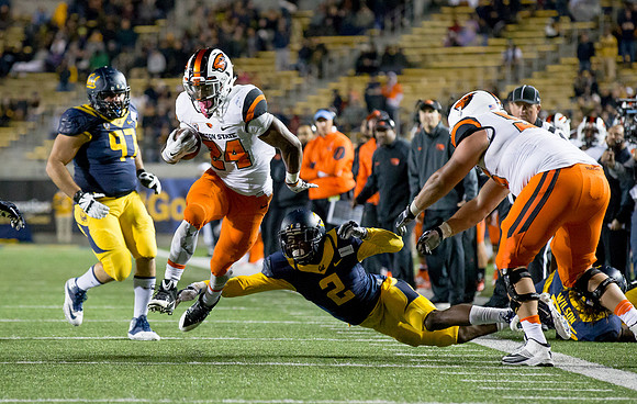 NCAA Football: Oregon State at California
