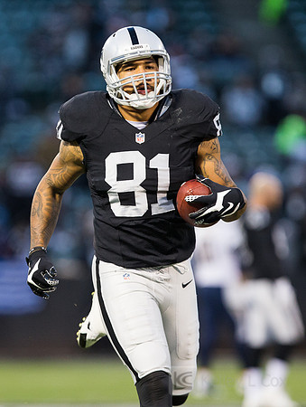 NFL: San Diego Chargers at Oakland Raiders