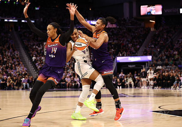 WNBA: Phoenix Mercury at Golden State Valkyries
