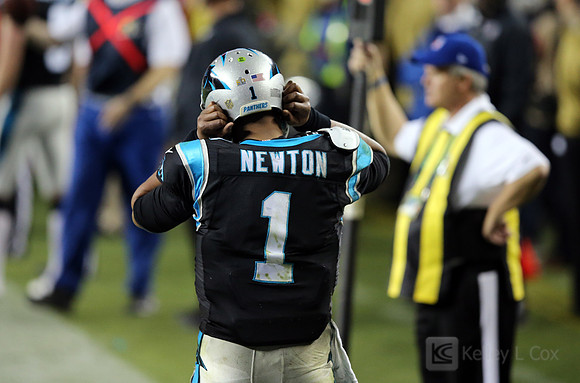 NFL: Super Bowl 50-Carolina Panthers vs Denver Broncos