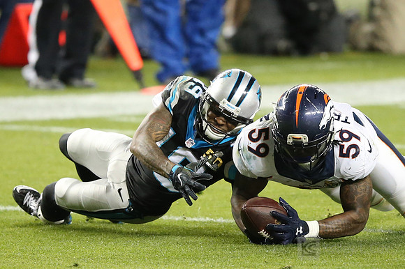NFL: Super Bowl 50-Carolina Panthers vs Denver Broncos