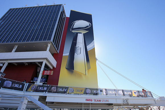 NFL: Super Bowl 50-Carolina Panthers vs Denver Broncos