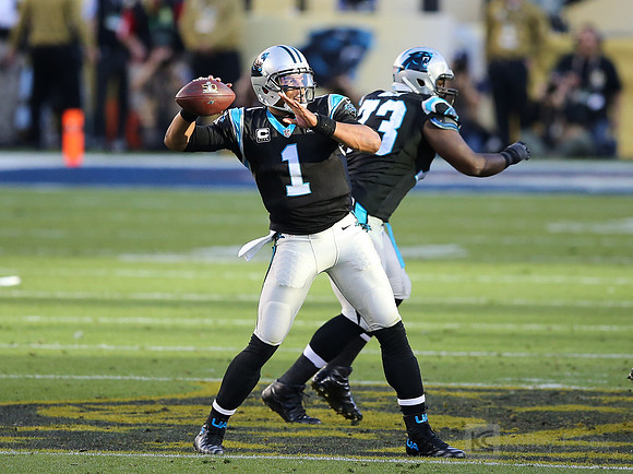 NFL: Super Bowl 50-Carolina Panthers vs Denver Broncos