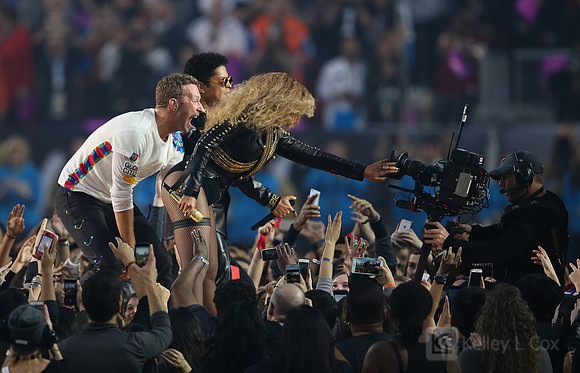 NFL: Super Bowl 50-Carolina Panthers vs Denver Broncos