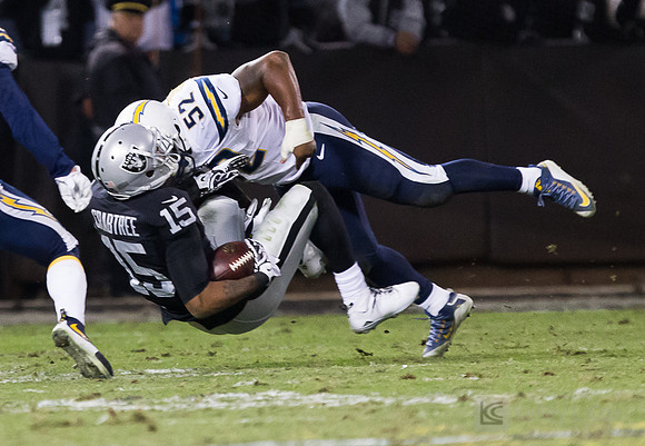 NFL: San Diego Chargers at Oakland Raiders