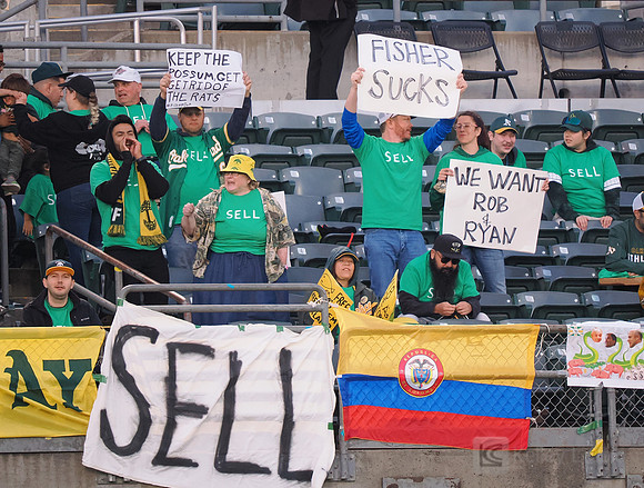 MLB: Cincinnati Reds at Oakland Athletics