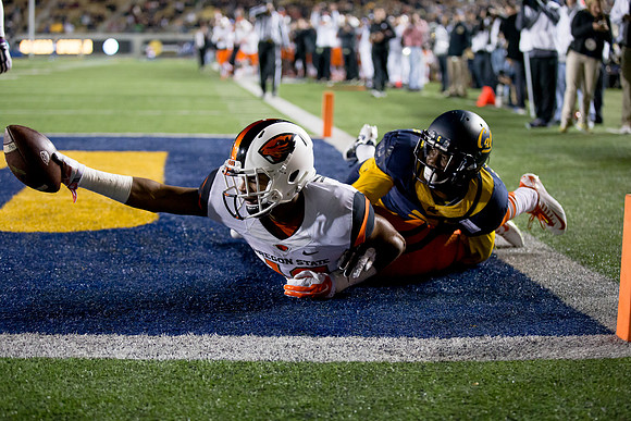 NCAA Football: Oregon State at California