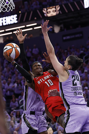 WNBA: Finals-Atlanta Dream at Golden State Valkyries
