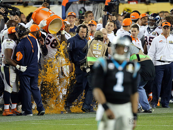 NFL: Super Bowl 50-Carolina Panthers vs Denver Broncos
