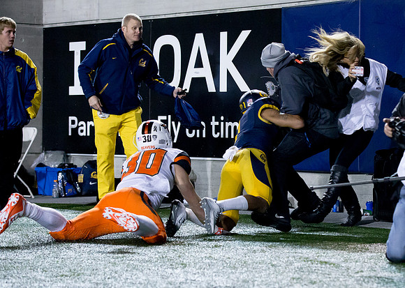 NCAA Football: Oregon State at California