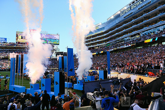 NFL: Super Bowl 50-Carolina Panthers vs Denver Broncos