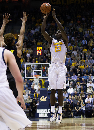 NCAA Basketball: Oregon at California