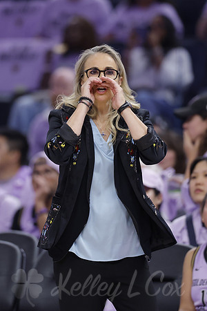 WNBA: Playoffs-Las Vegas Aces at Golden State Valkyries