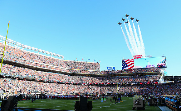 NFL: Super Bowl 50-Carolina Panthers vs Denver Broncos