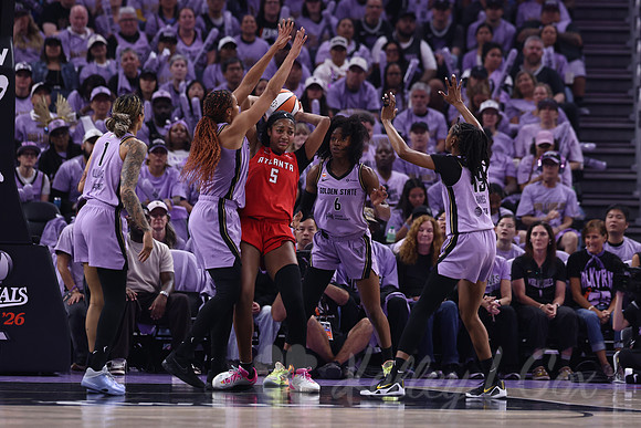 WNBA: Finals-Atlanta Dream at Golden State Valkyries
