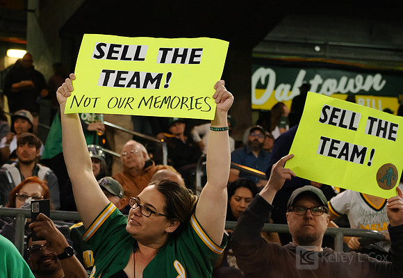 MLB: Cincinnati Reds at Oakland Athletics