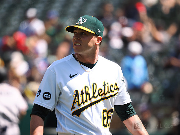 MLB: Atlanta Braves at Oakland Athletics