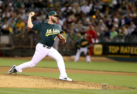 MLB: Cincinnati Reds at Oakland Athletics