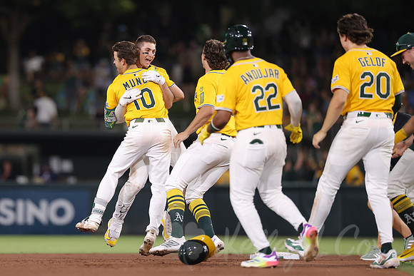 Atlanta Braves v Athletics