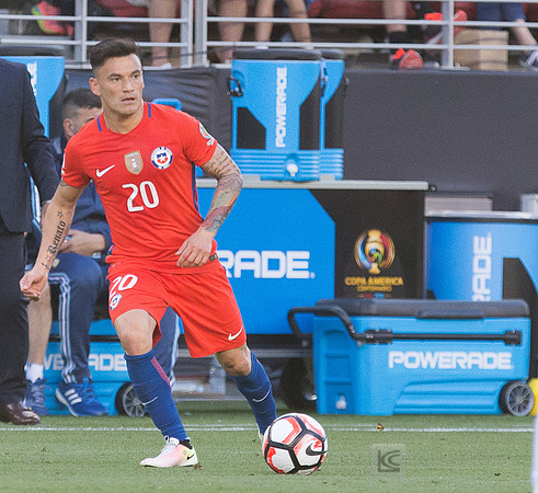 Soccer: 2016 Copa America Centenario-Argentina at Chile