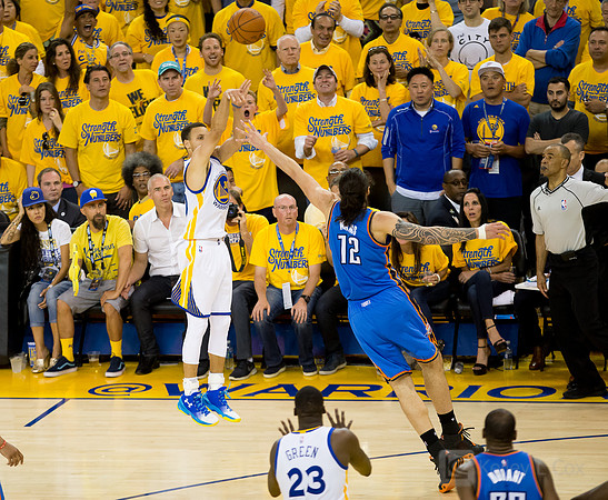 NBA: Playoffs-Oklahoma City Thunder at Golden State Warriors