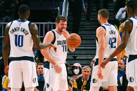 NBA: Playoffs-Dallas Mavericks at Golden State Warriors