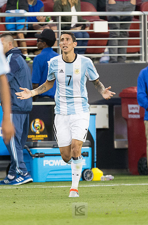 Soccer: 2016 Copa America Centenario-Argentina at Chile