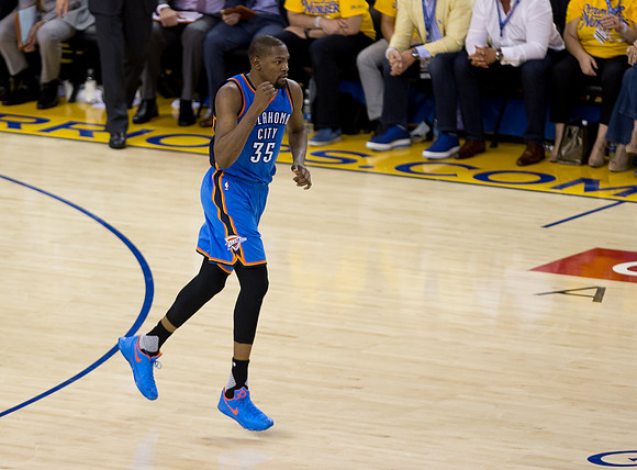 NBA: Playoffs-Oklahoma City Thunder at Golden State Warriors