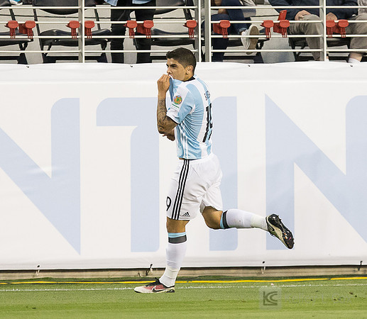Soccer: 2016 Copa America Centenario-Argentina at Chile