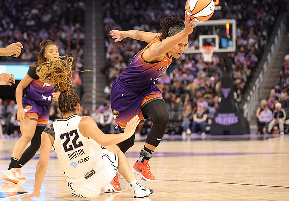 WNBA: Phoenix Mercury at Golden State Valkyries