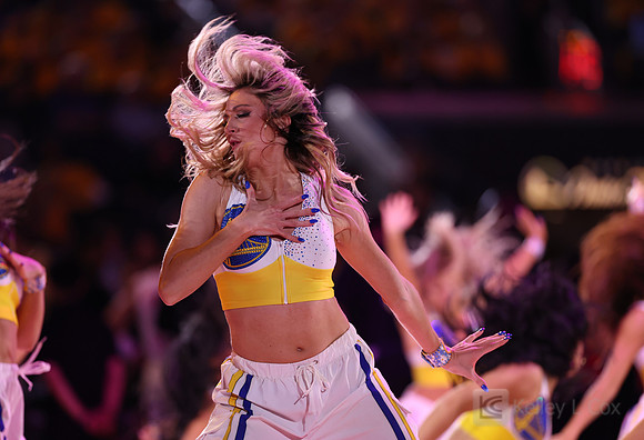 NBA: Playoffs-Houston Rockets at Golden State Warriors